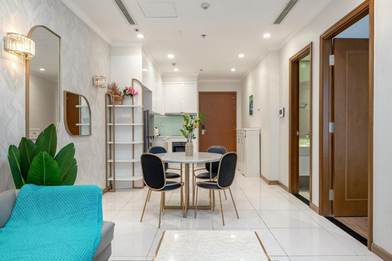 Landmark Luxury Residence - Luna Apartment Thành Pho Ho Chí Minh Esterno foto
