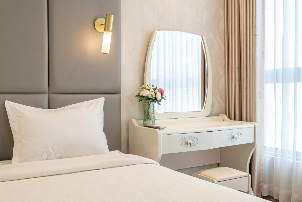Landmark Luxury Residence - Luna Apartment Thành Pho Ho Chí Minh Esterno foto