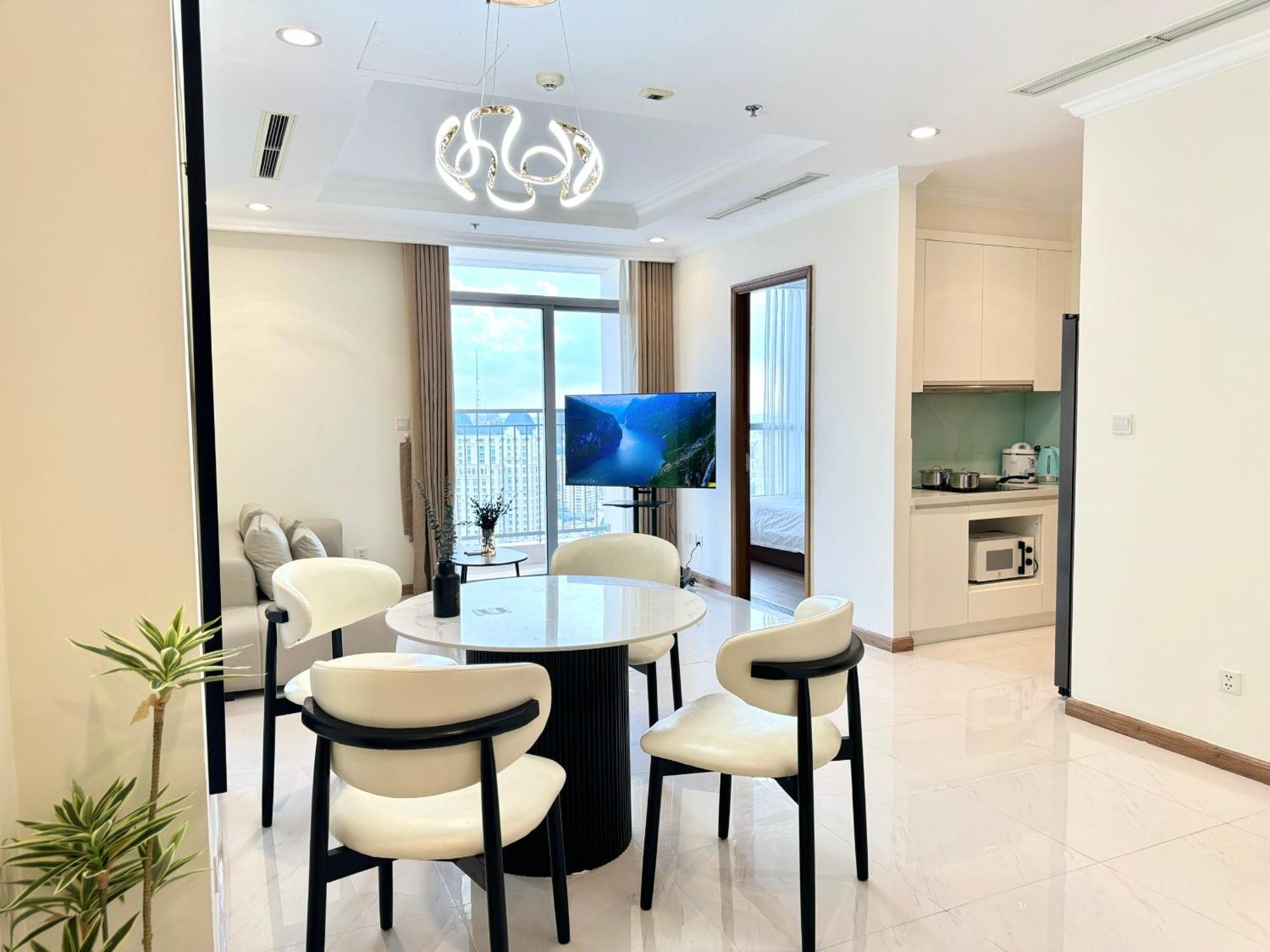 Landmark Luxury Residence - Luna Apartment Thành Pho Ho Chí Minh Esterno foto
