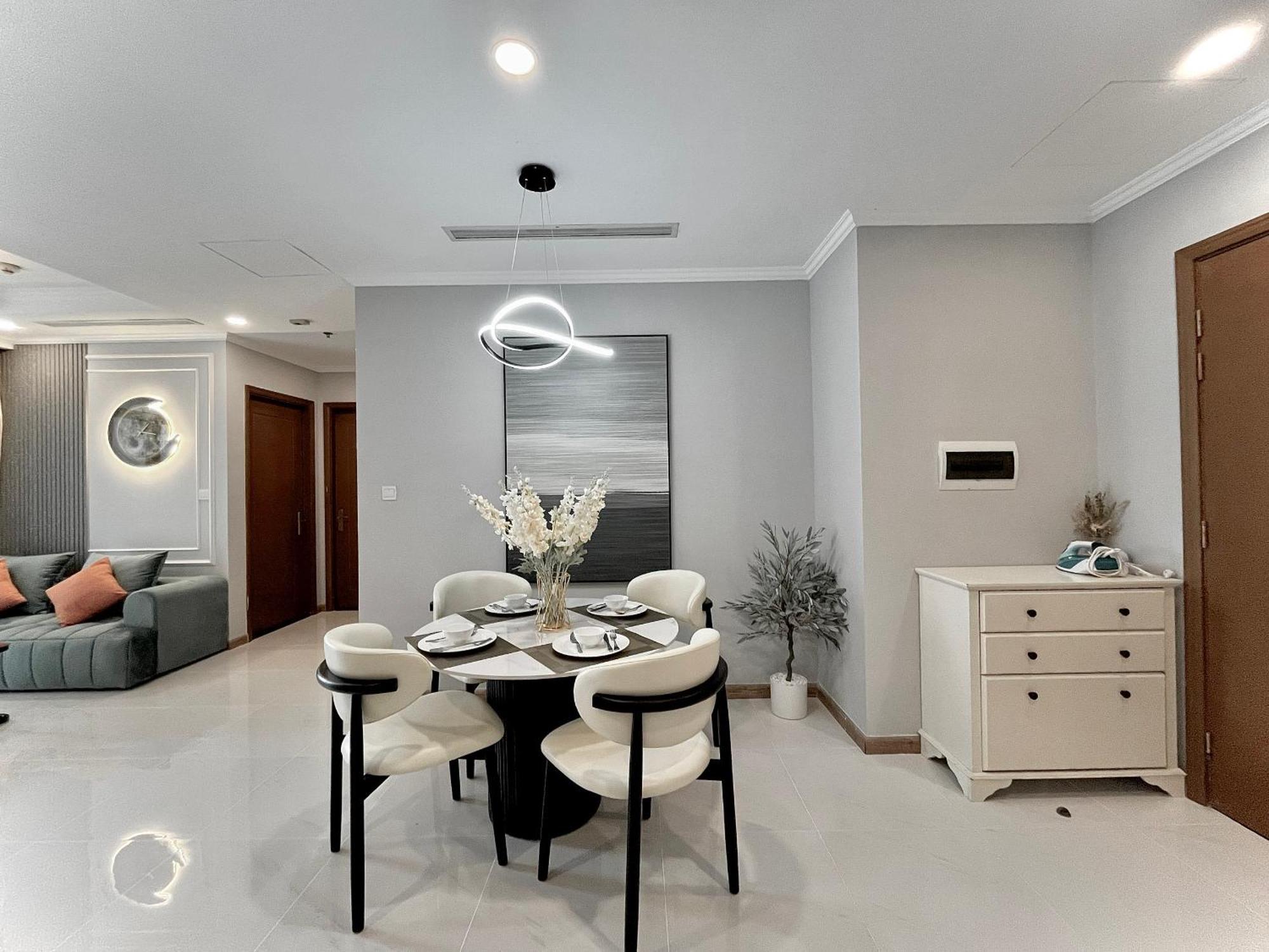 Landmark Luxury Residence - Luna Apartment Thành Pho Ho Chí Minh Esterno foto
