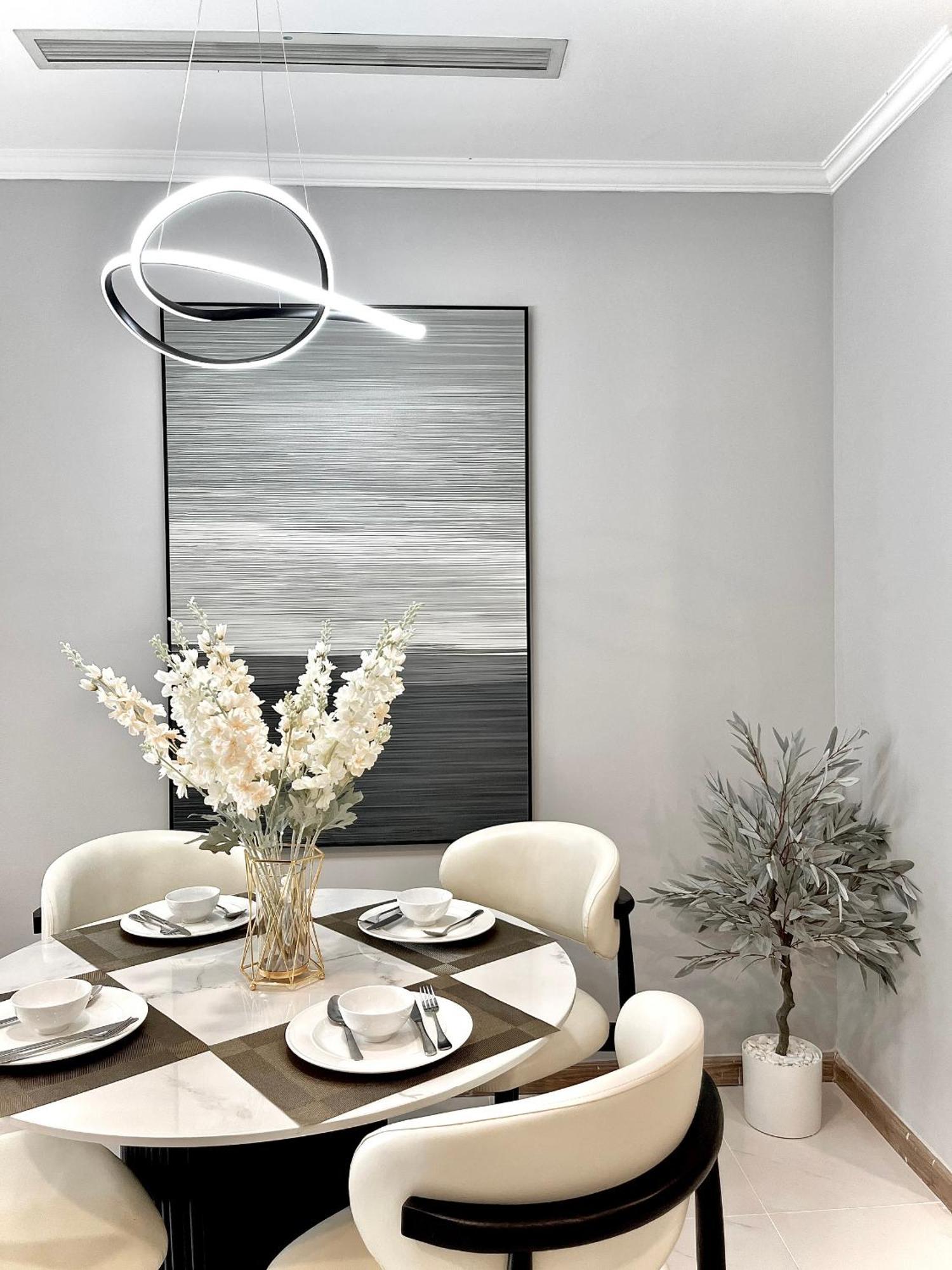Landmark Luxury Residence - Luna Apartment Thành Pho Ho Chí Minh Esterno foto