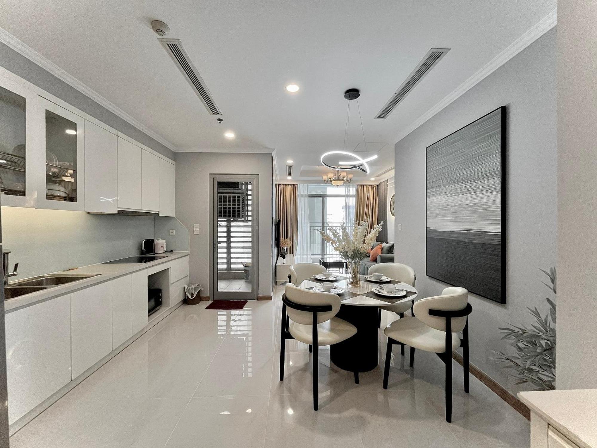 Landmark Luxury Residence - Luna Apartment Thành Pho Ho Chí Minh Esterno foto