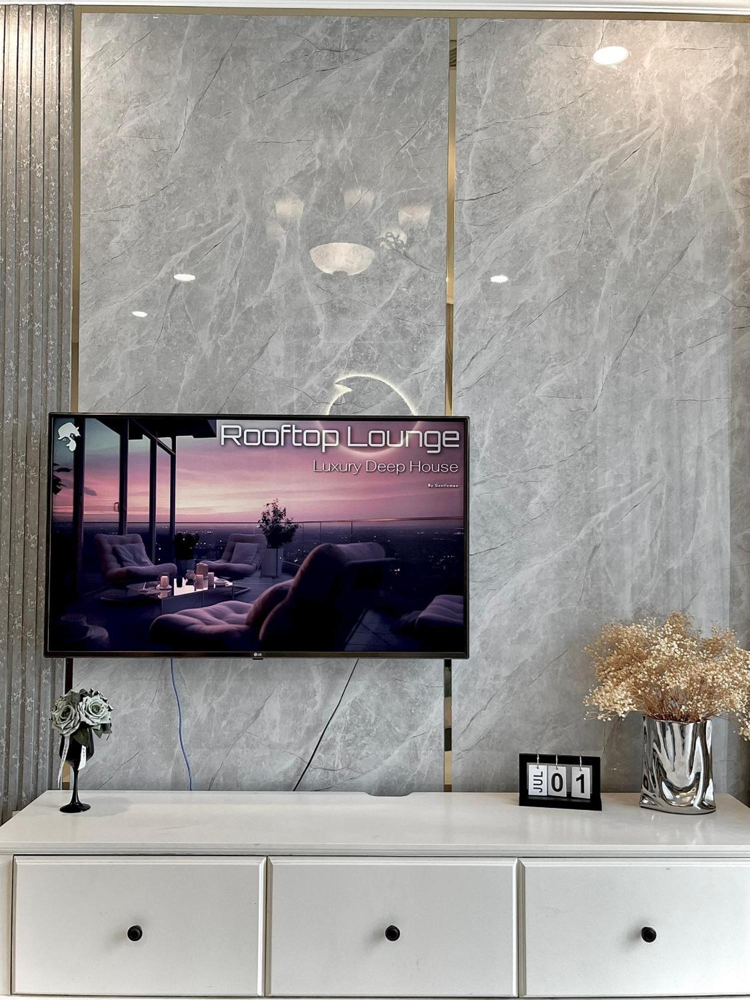 Landmark Luxury Residence - Luna Apartment Thành Pho Ho Chí Minh Esterno foto
