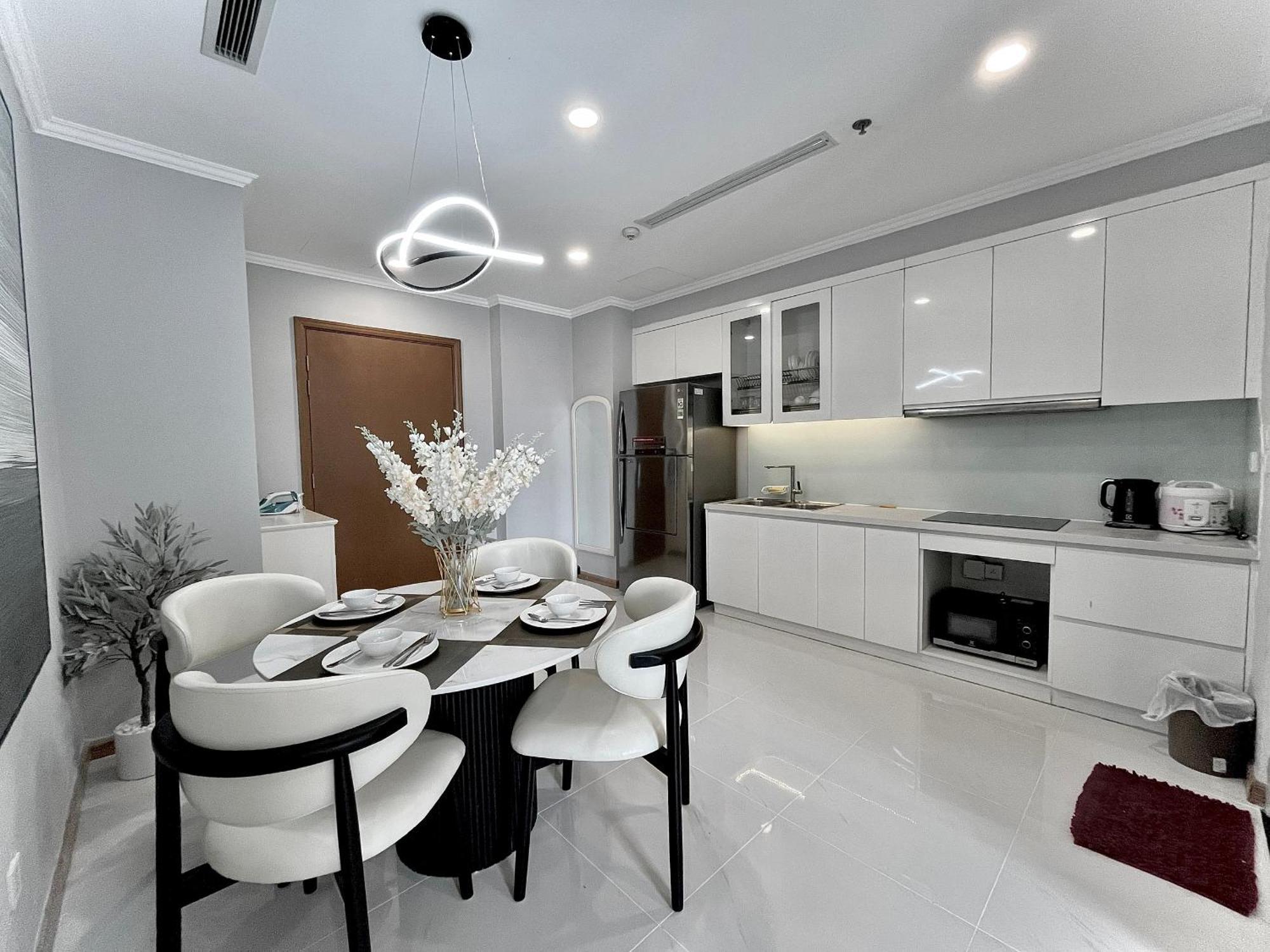 Landmark Luxury Residence - Luna Apartment Thành Pho Ho Chí Minh Esterno foto